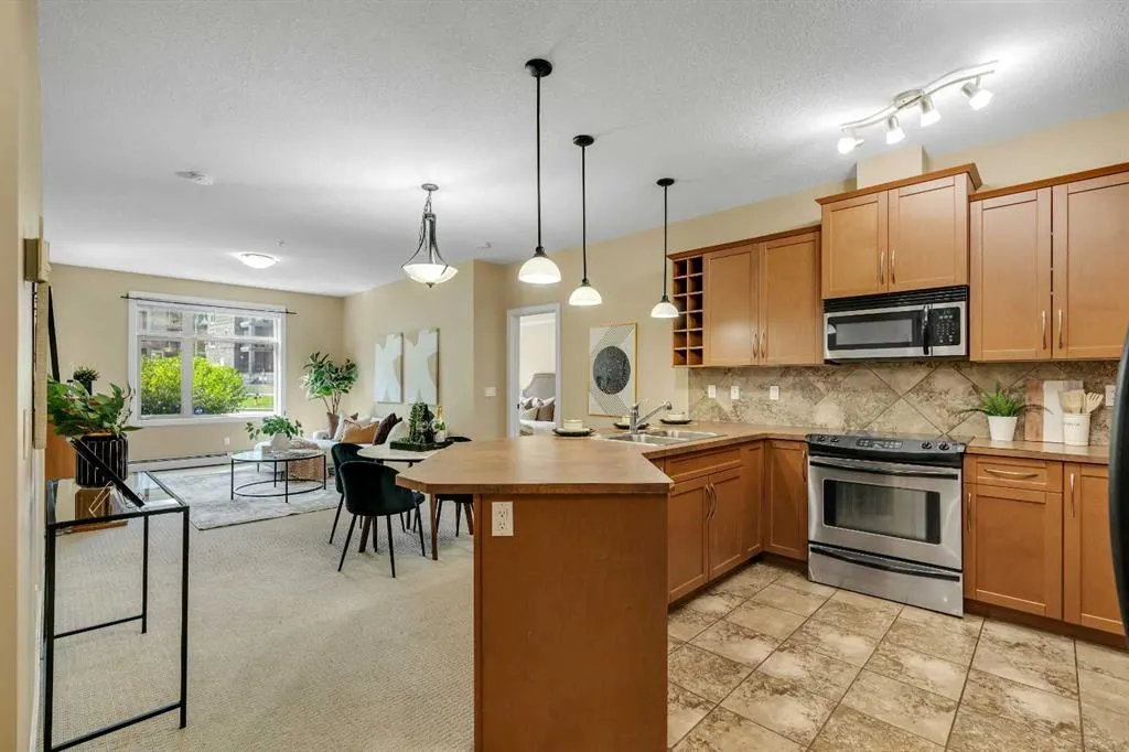 35 Aspenmont Heights SW, #211