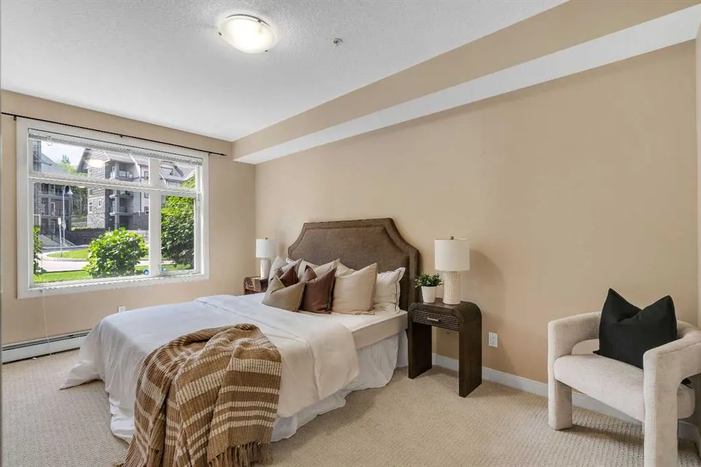 35 Aspenmont Heights SW, #211