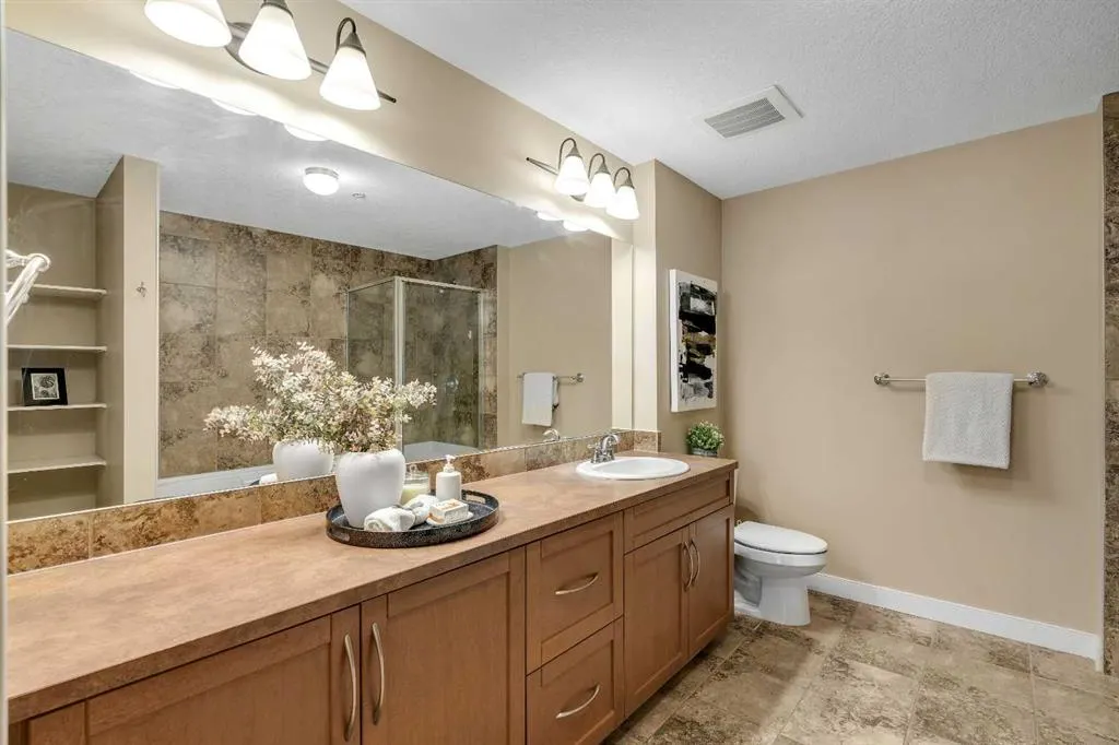 35 Aspenmont Heights SW, #211