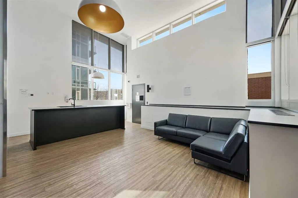 210 15 Avenue SE, #2104