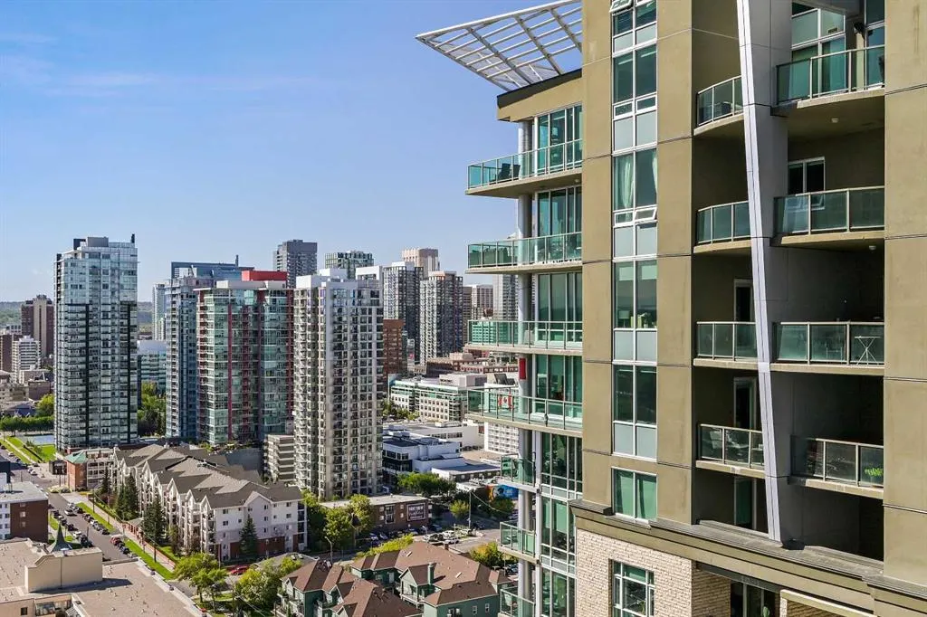 210 15 Avenue SE, #2104