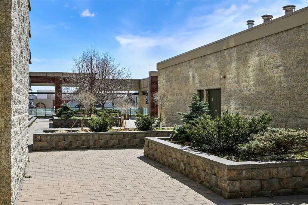 210 15 Avenue SE, #2104