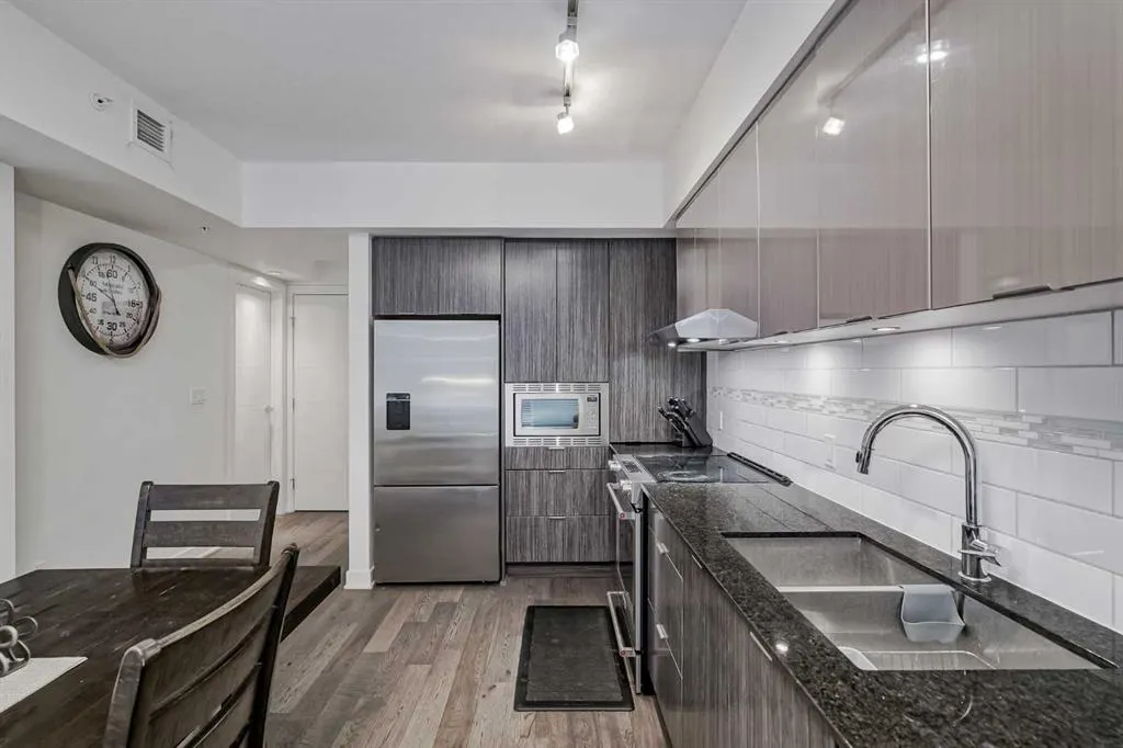 930 6 Avenue SW, #3303