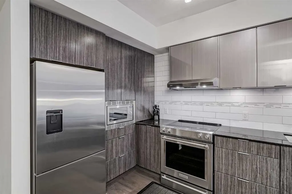 930 6 Avenue SW, #3303