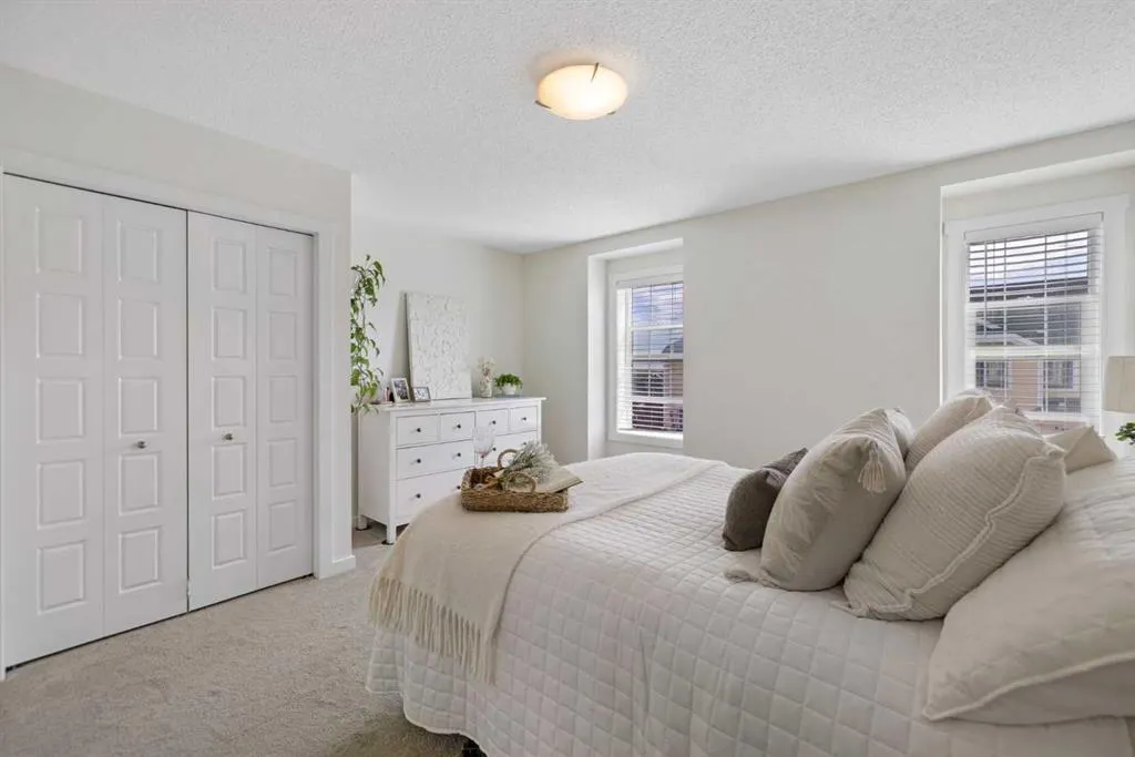 2400 Ravenswood View SE, #515