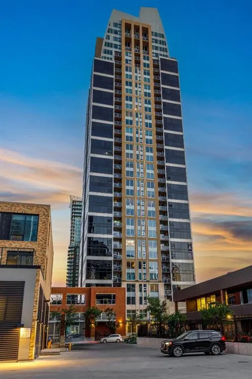 211 13 Avenue SE, #1403