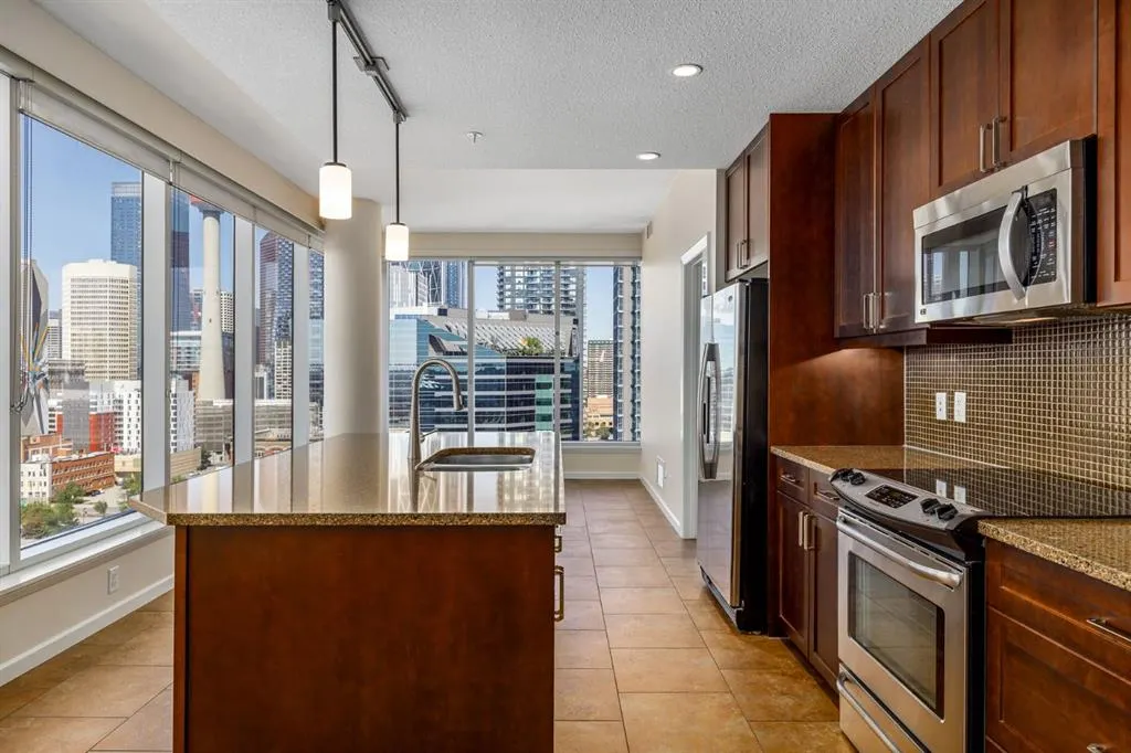 211 13 Avenue SE, #1403