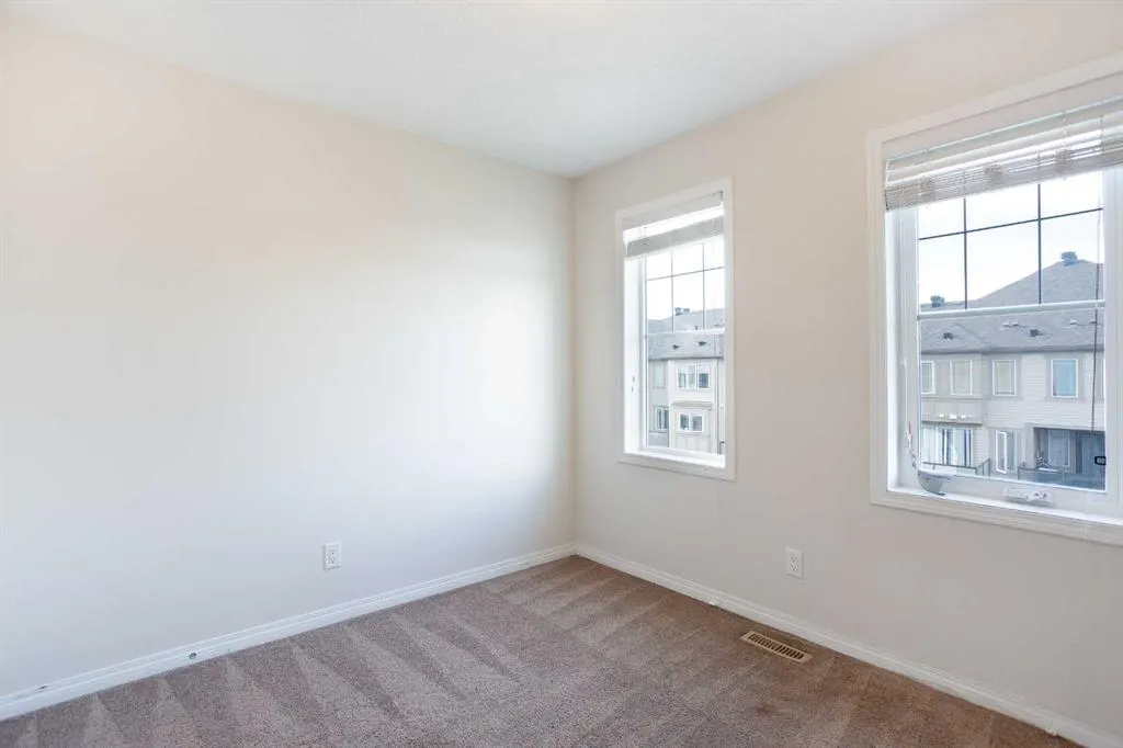 110 Cityscape Lane NE