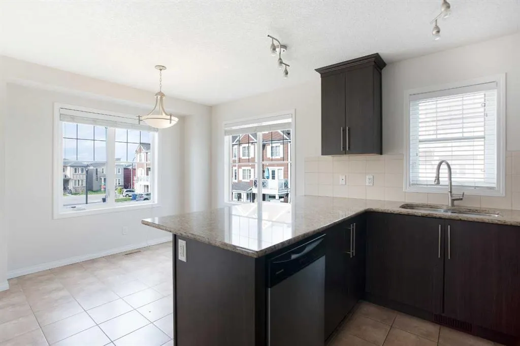 110 Cityscape Lane NE