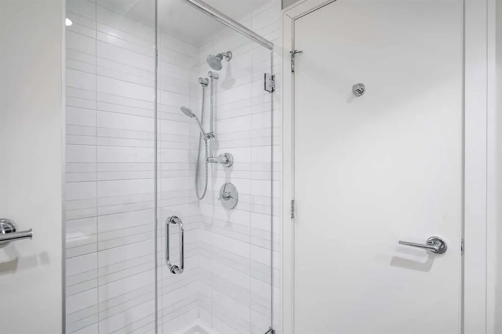 222 Riverfront Avenue SW, #1325