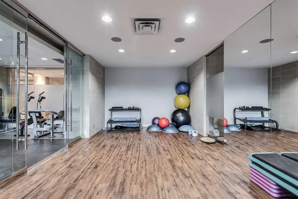 222 Riverfront Avenue SW, #1325