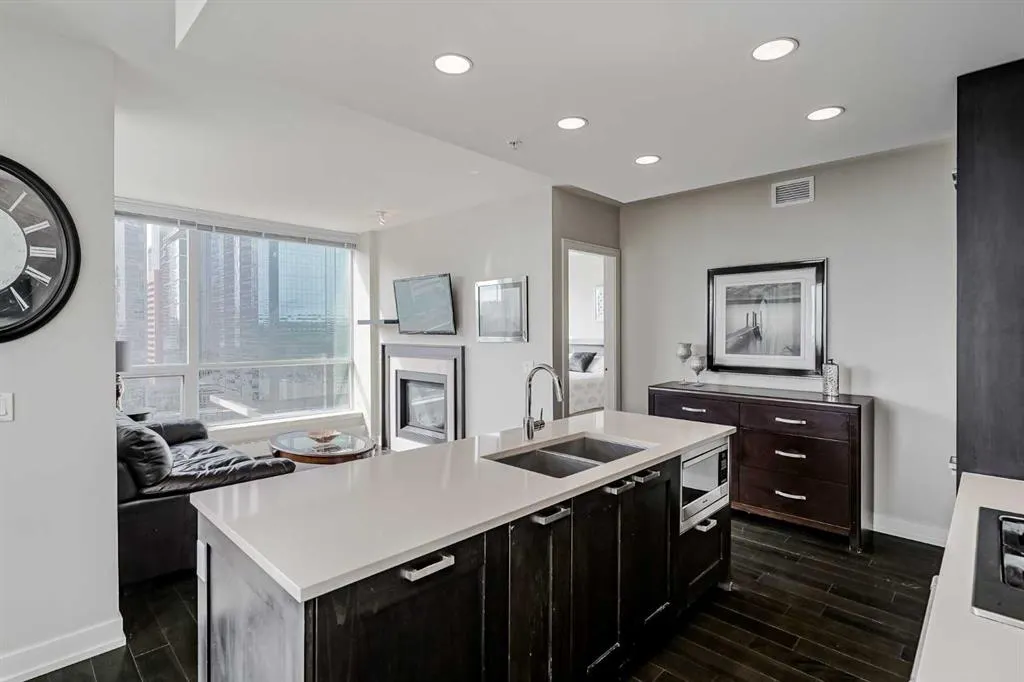 222 Riverfront Avenue SW, #1325