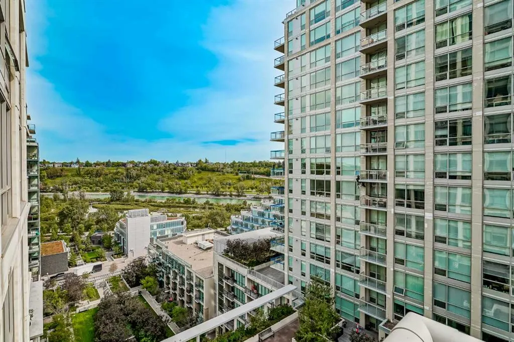 222 Riverfront Avenue SW, #1325