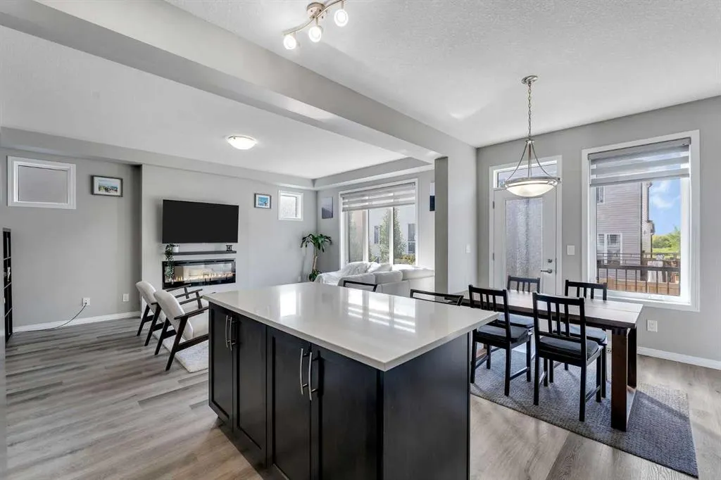 78 Osborne Common SW