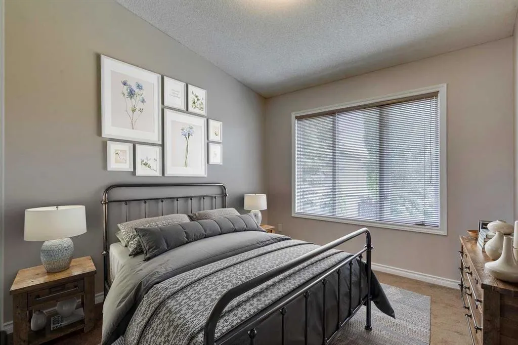 2108 Douglasbank Crescent SE