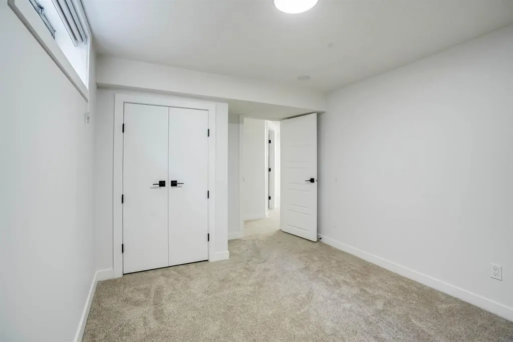 264 Penbrooke Close SE