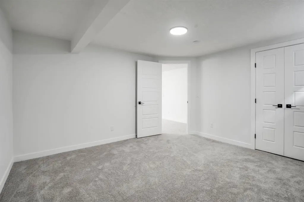 264 Penbrooke Close SE