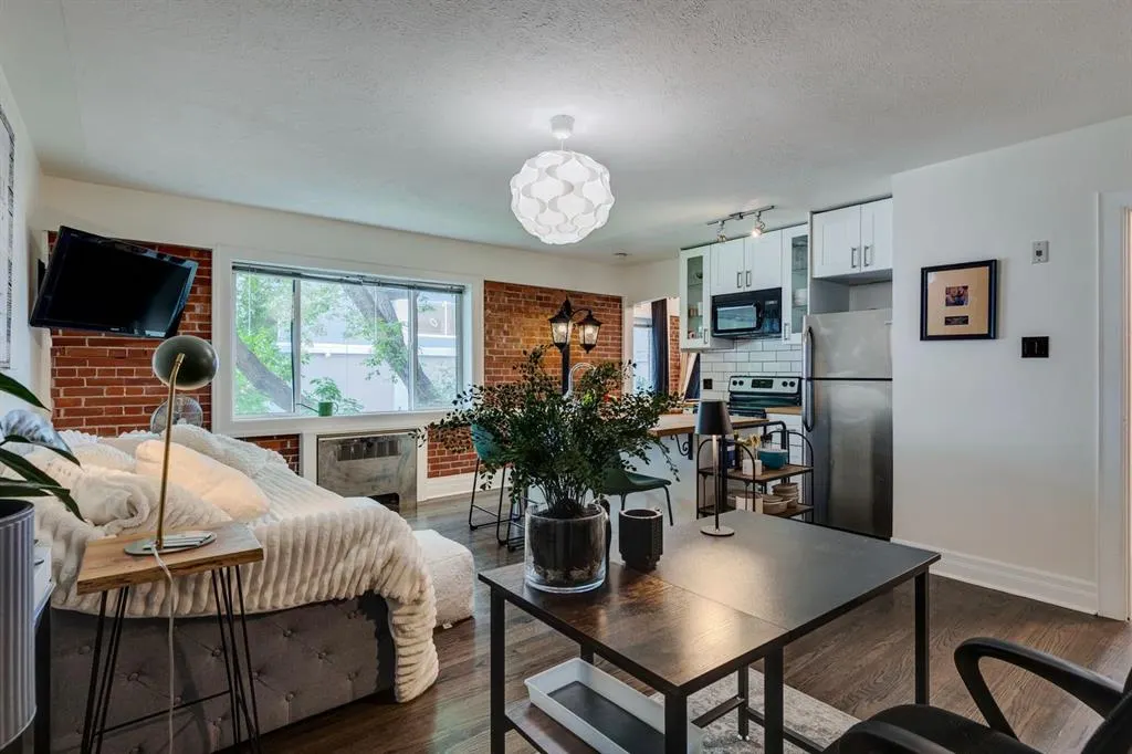 330 19 Avenue SW, #26