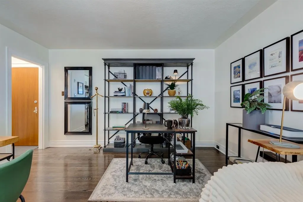 330 19 Avenue SW, #26