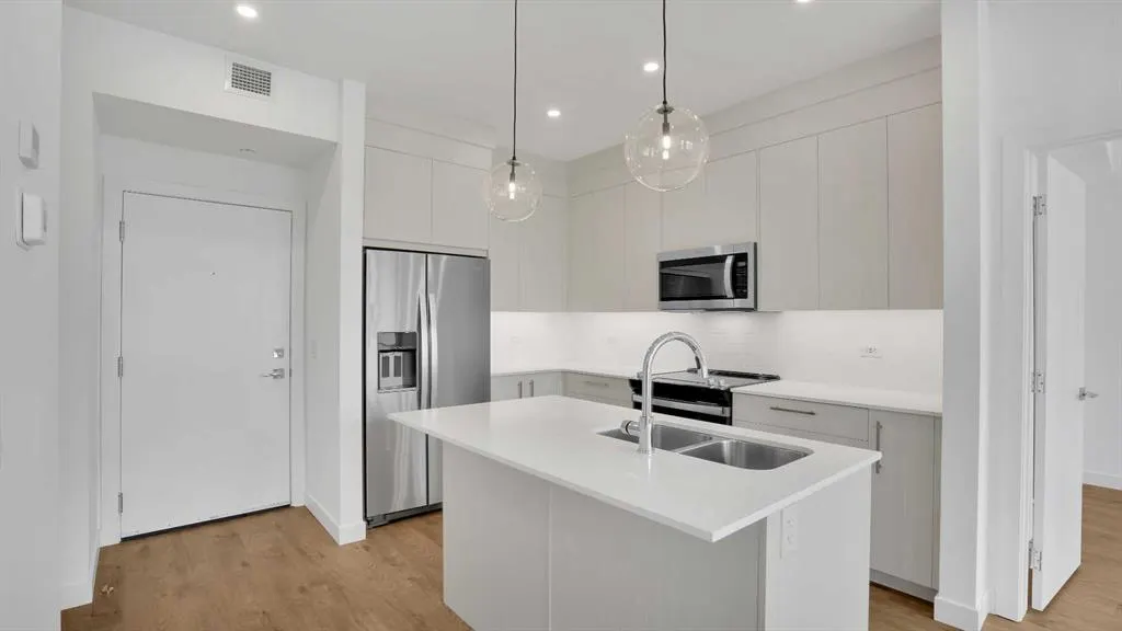 6 Merganser Drive W, #4415