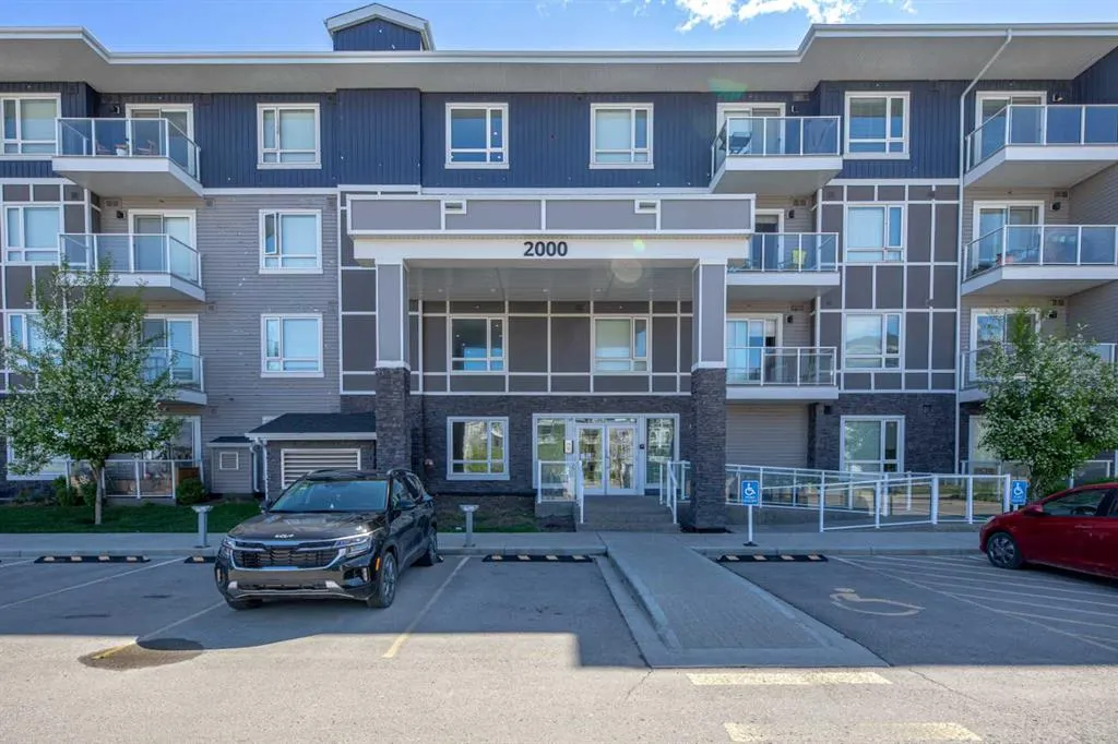 76 Cornerstone Passage NE, #2126