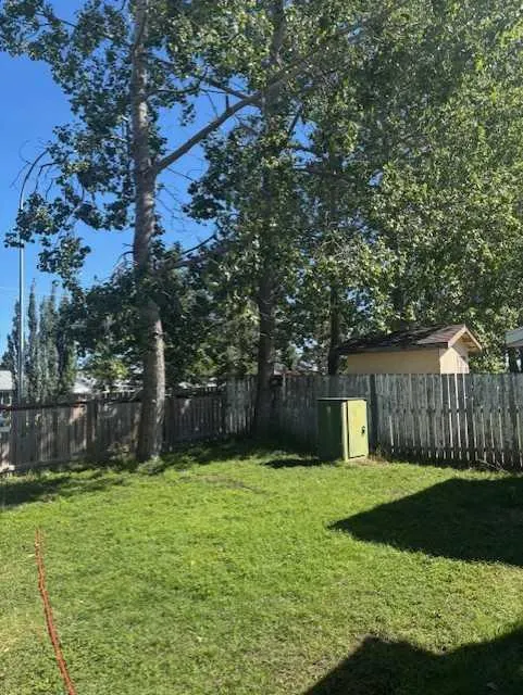 13 Westwood Court