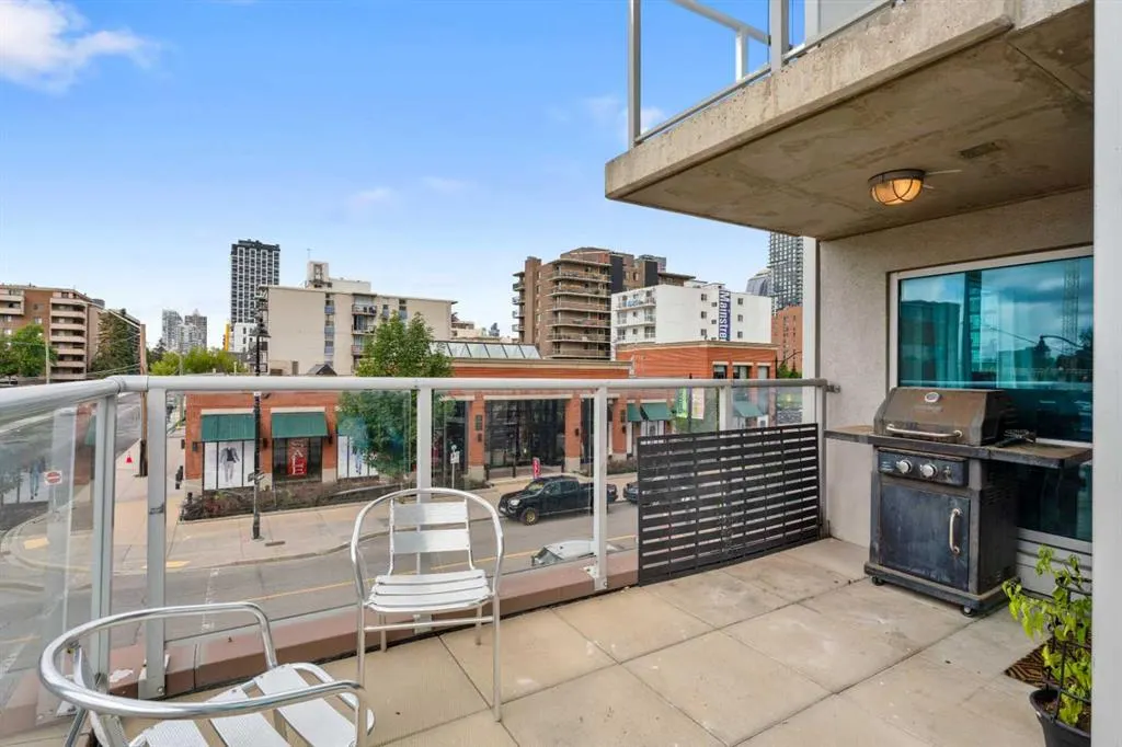 188 15 Avenue SW, #207