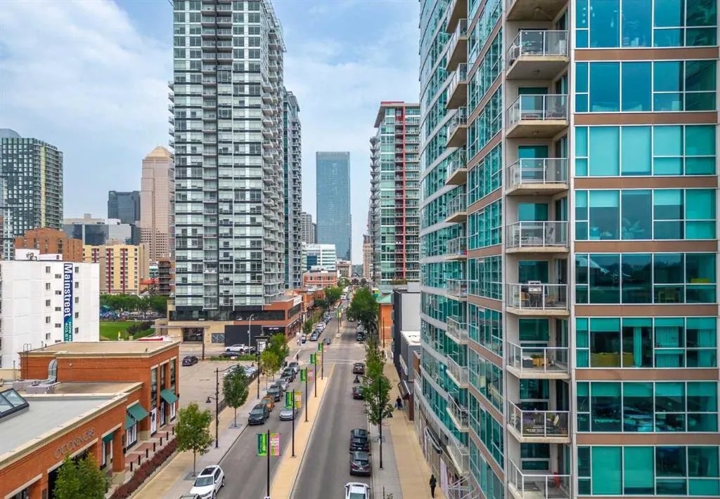 188 15 Avenue SW, #207