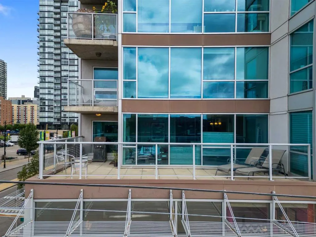 188 15 Avenue SW, #207