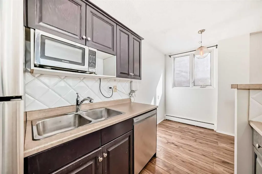 320 24 Avenue SW, #408