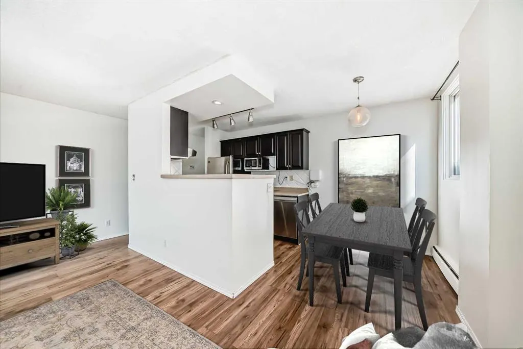 320 24 Avenue SW, #408