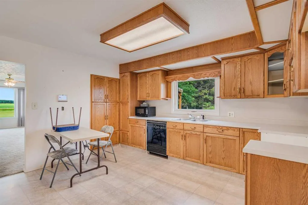 40207 Range Road 270