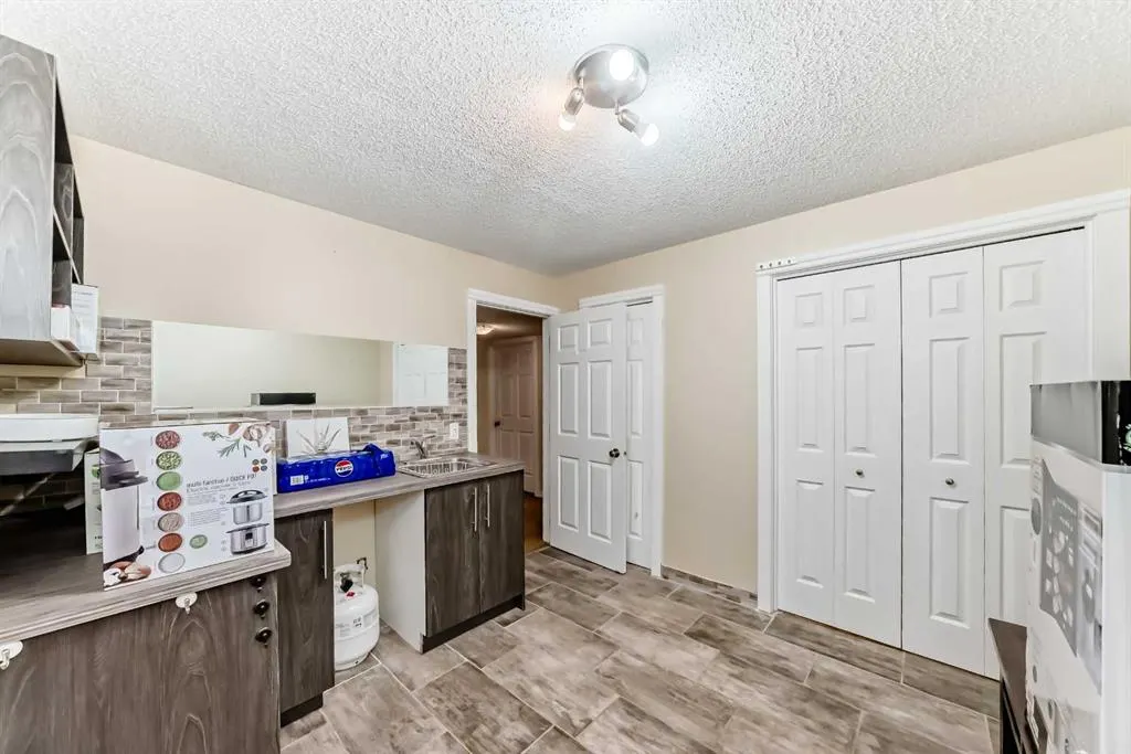 14 Cranfield Crescent SE