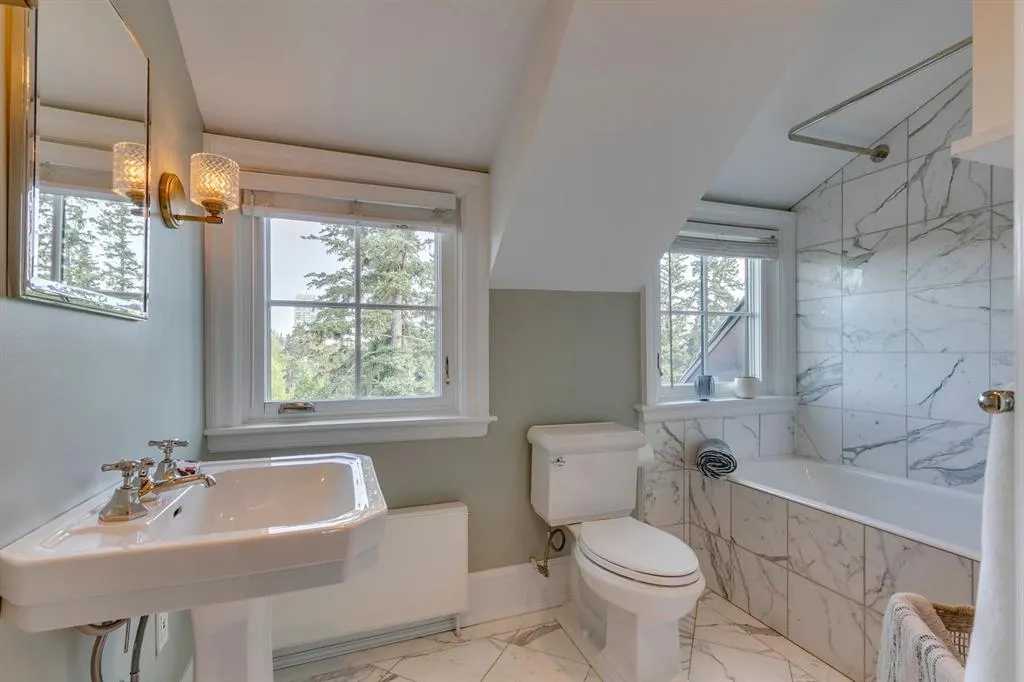 930 Prospect Avenue SW