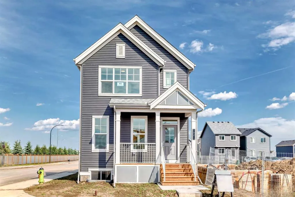 92 Bartlett Crescent SE