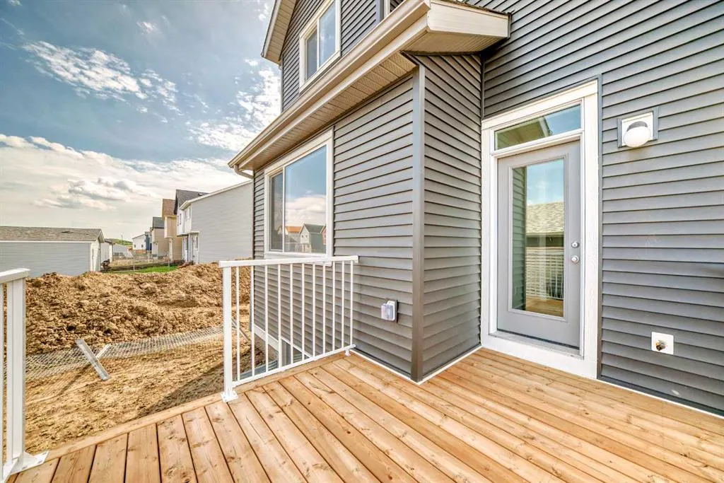 92 Bartlett Crescent SE