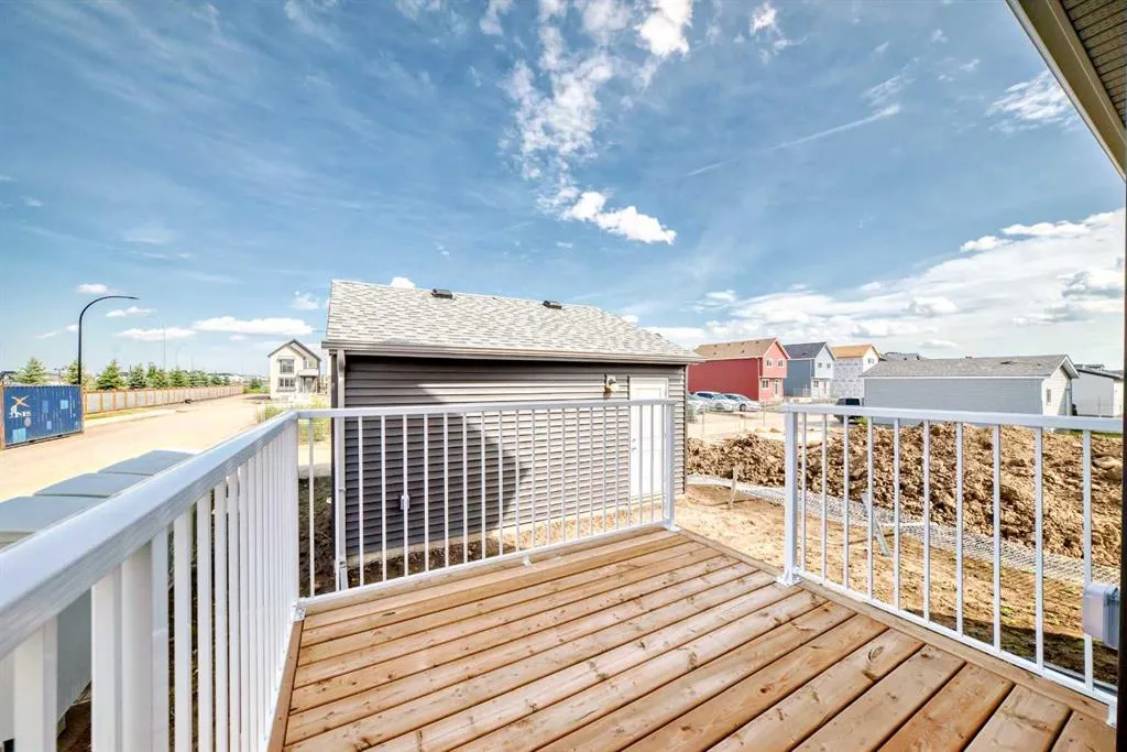 92 Bartlett Crescent SE