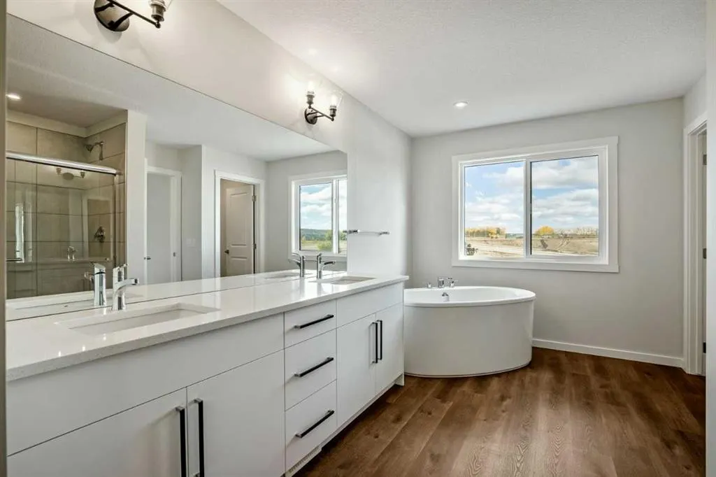 27 Heritage Link