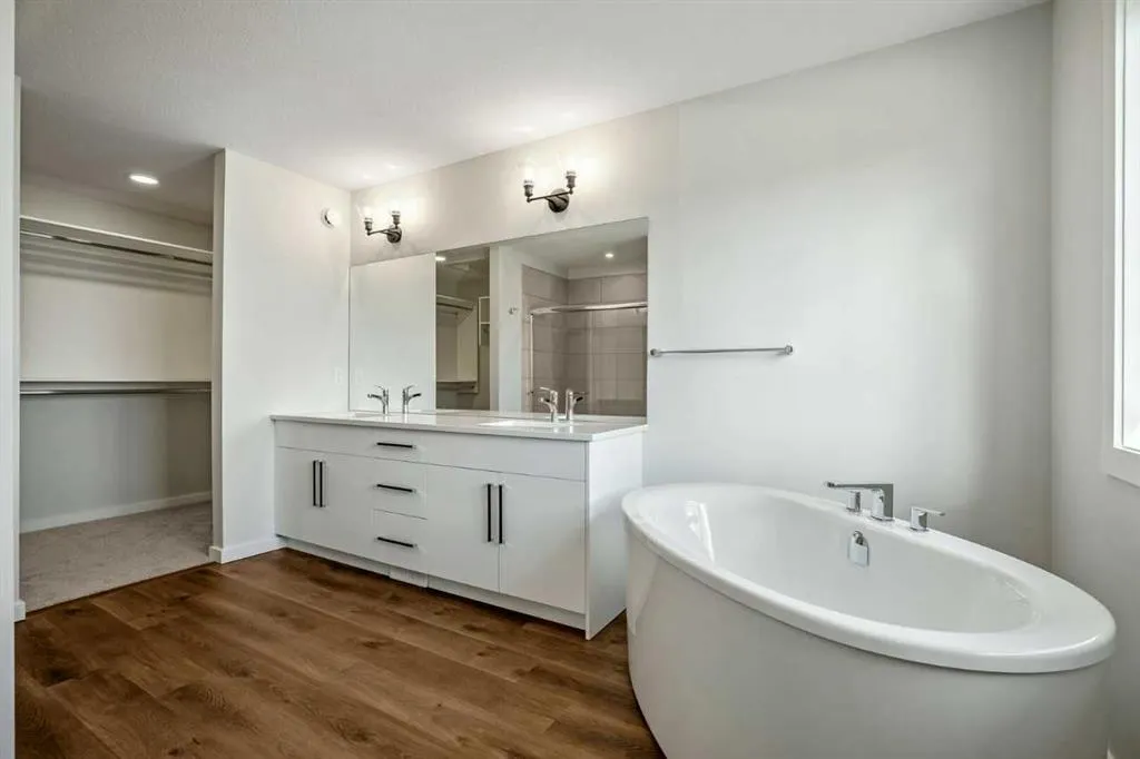 27 Heritage Link