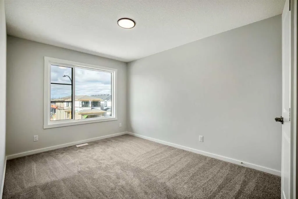 27 Heritage Link