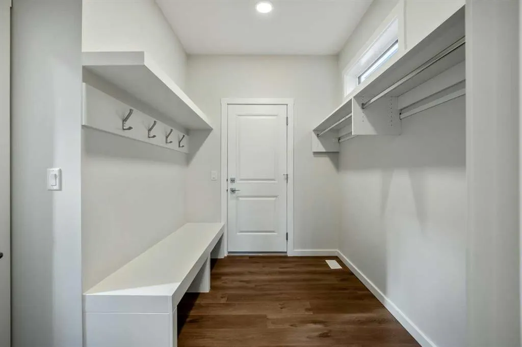 27 Heritage Link