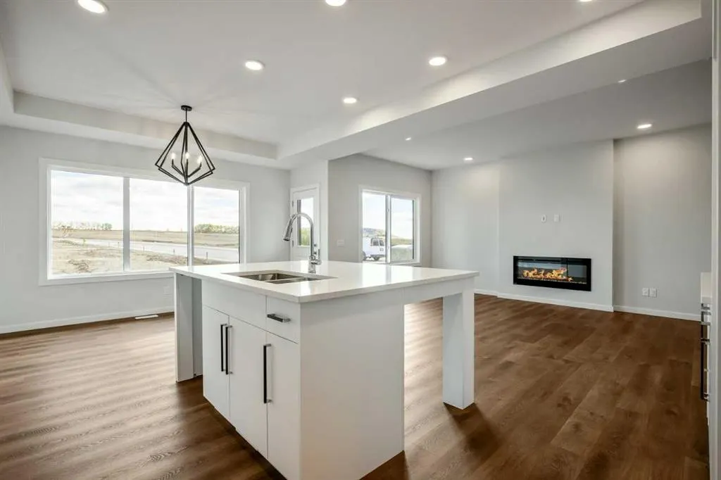 27 Heritage Link