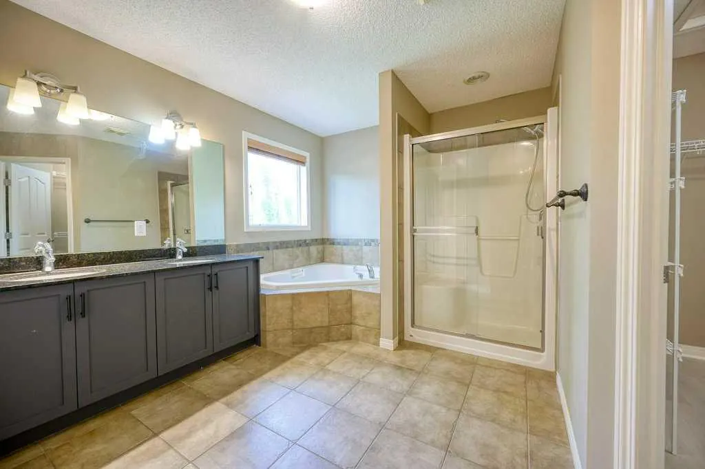 34 Aspen Stone Mews SW