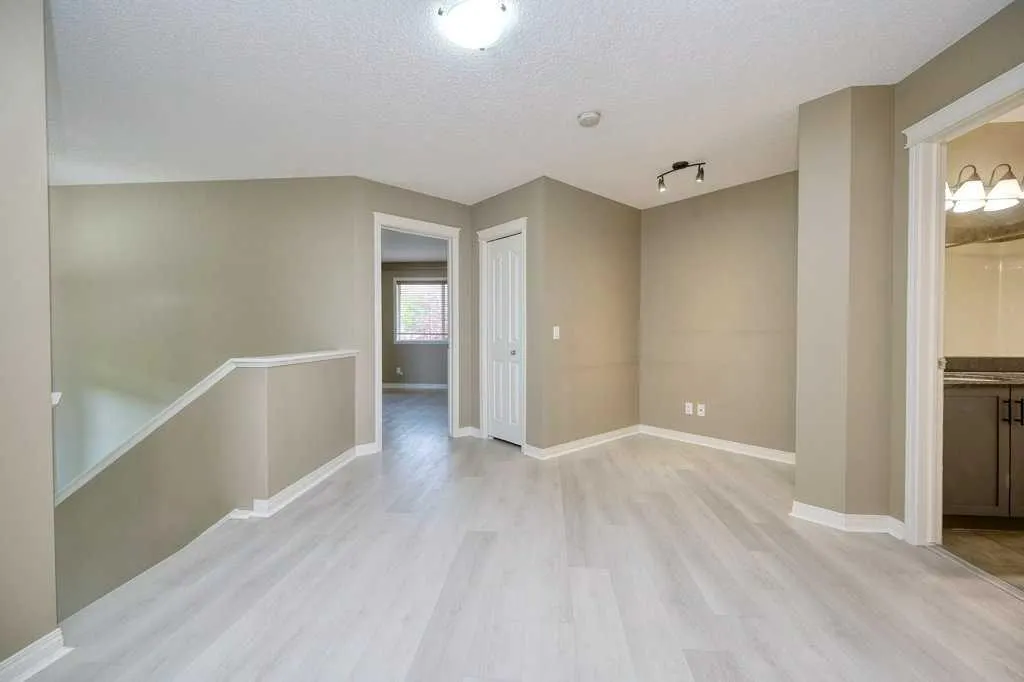 34 Aspen Stone Mews SW