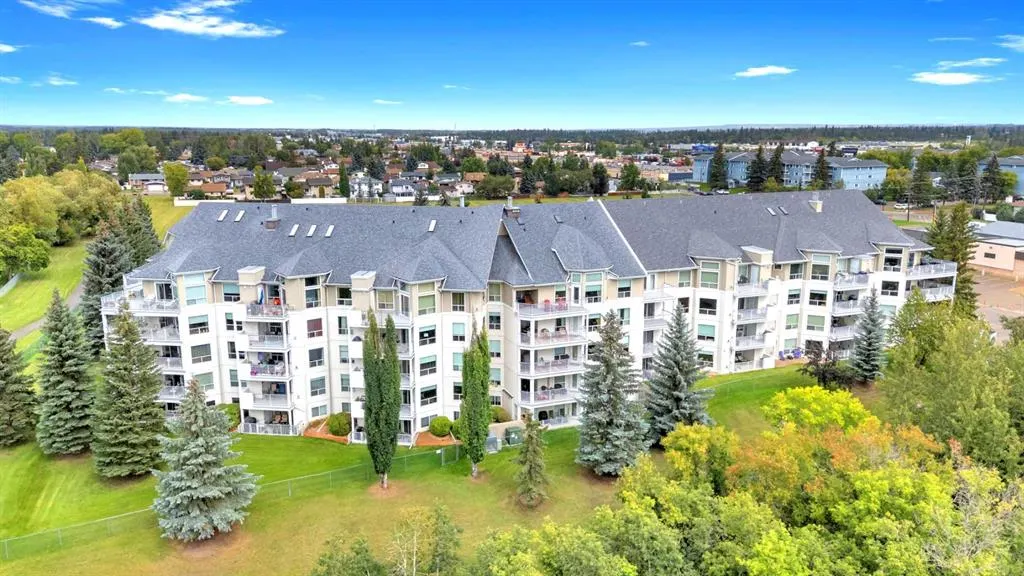 6118 53 Avenue, #408