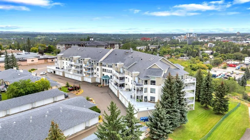 6118 53 Avenue, #408