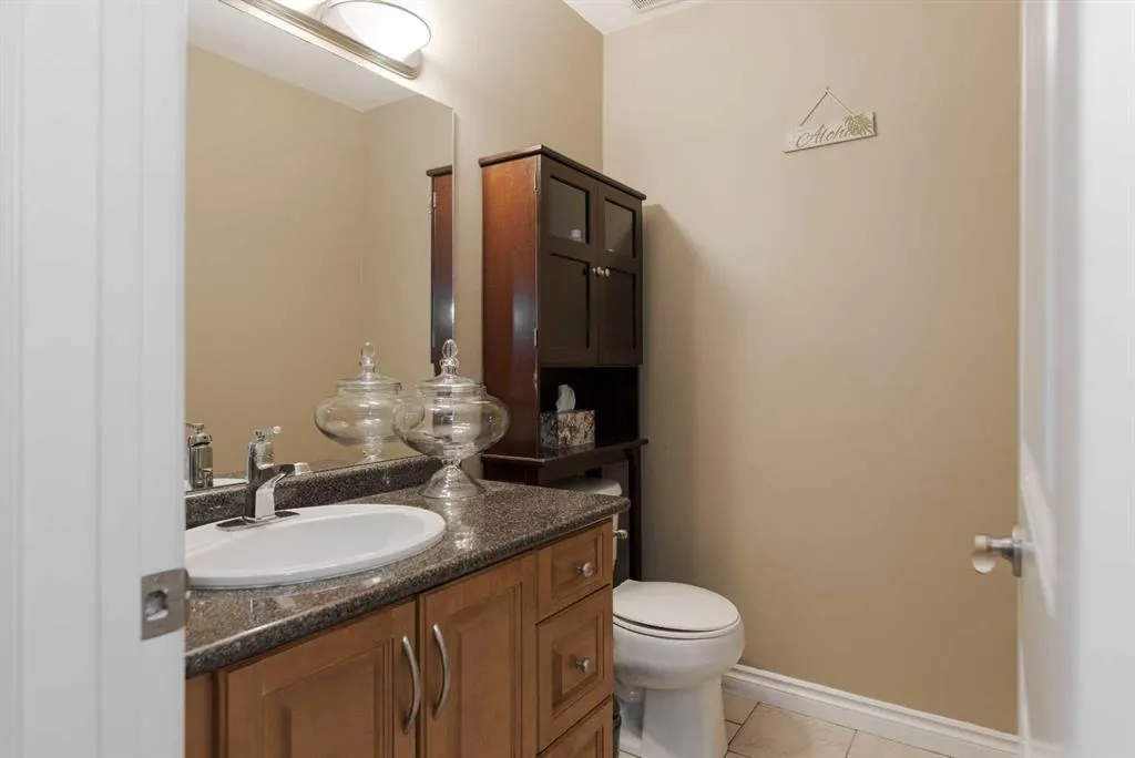 233 Lynx Crescent