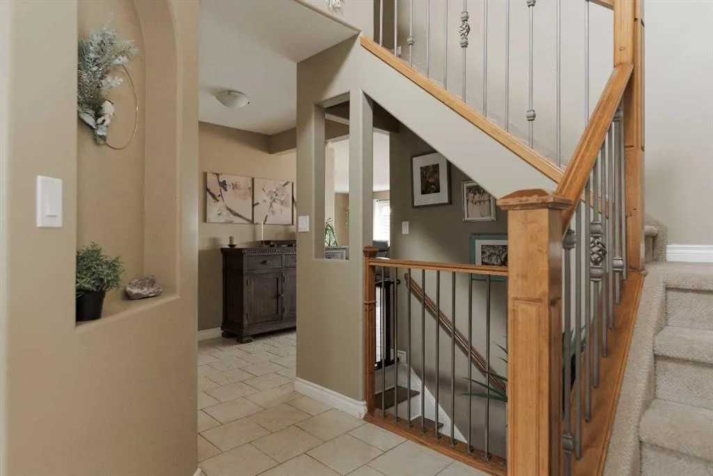 233 Lynx Crescent