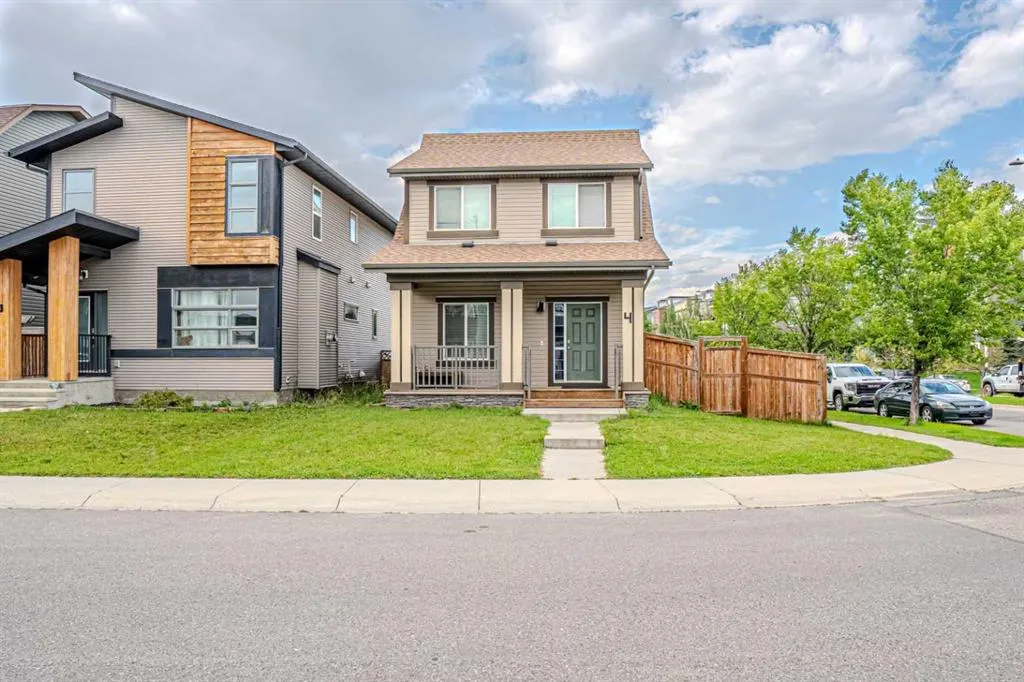 4 Copperpond Parade SE