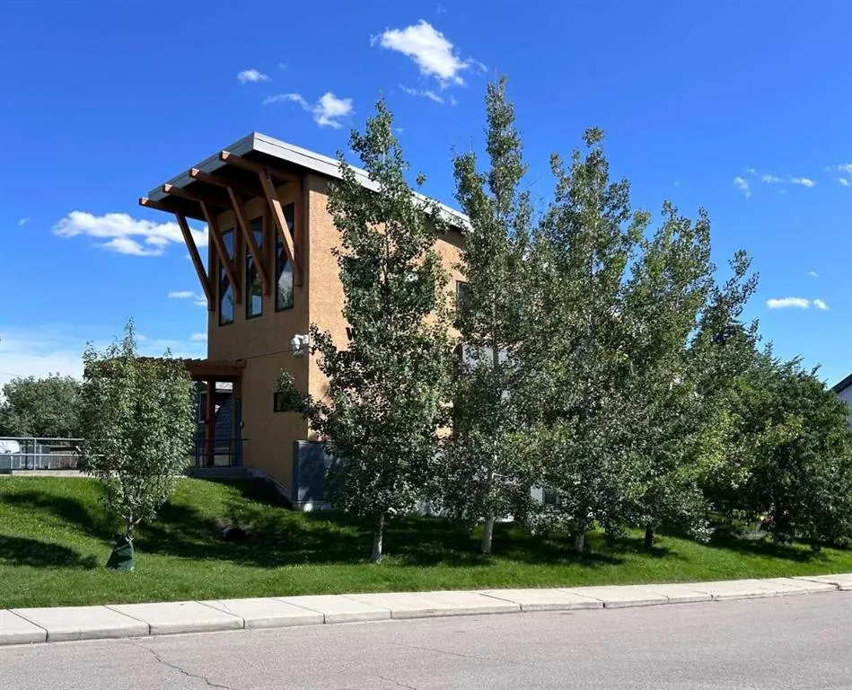 617 56 Avenue SW, #307